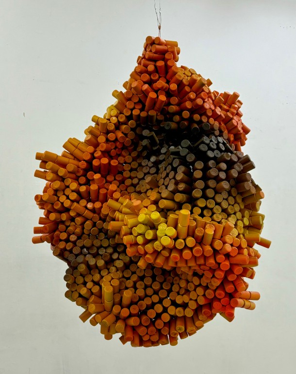Ucronía, Corcho pintado sobre malla metálica